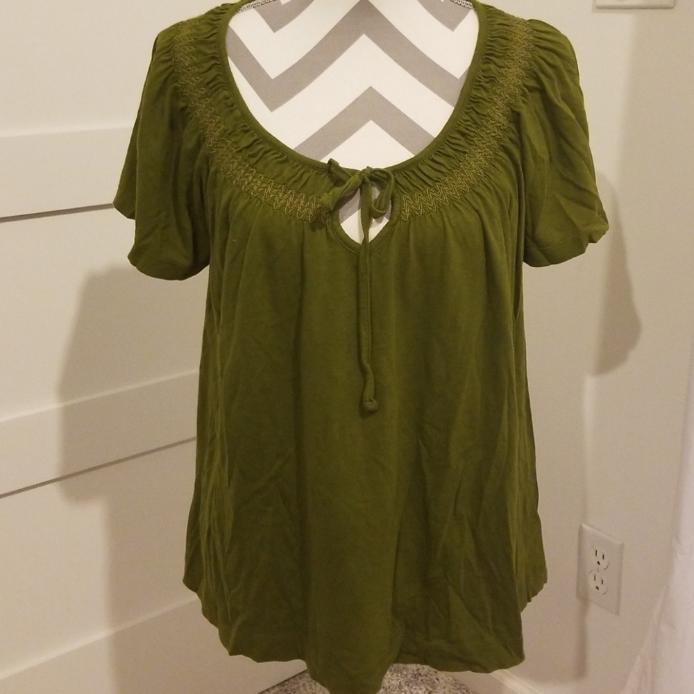 Mossimo t-shirt